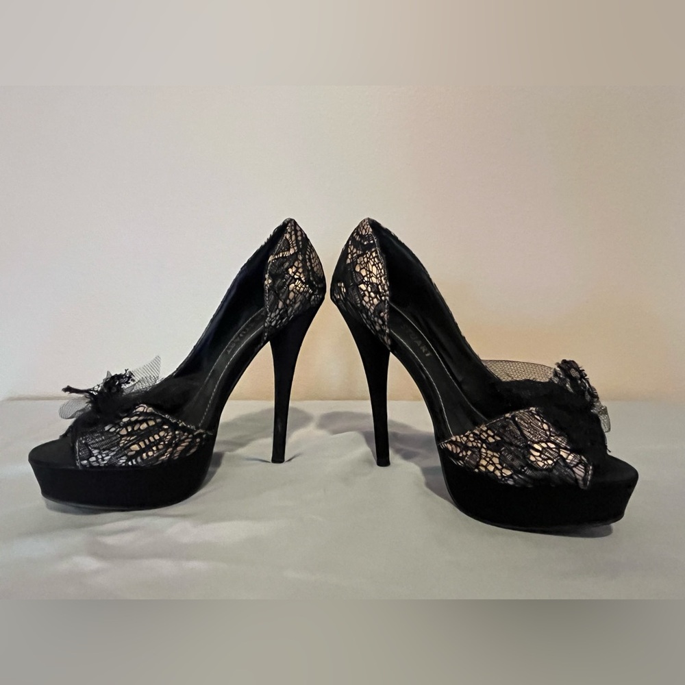 Colin Stuart Black Lace Platform Heels